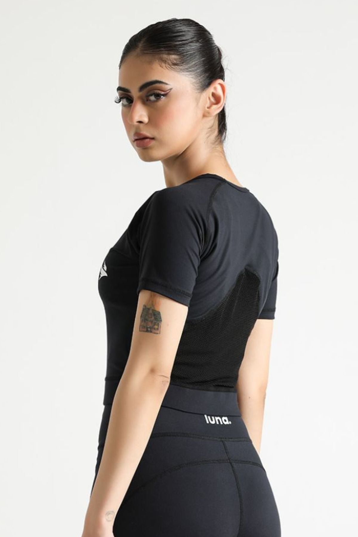 LUNA MESH CROP TOP - MIDNIGHT BLACK - Luna Active Fit