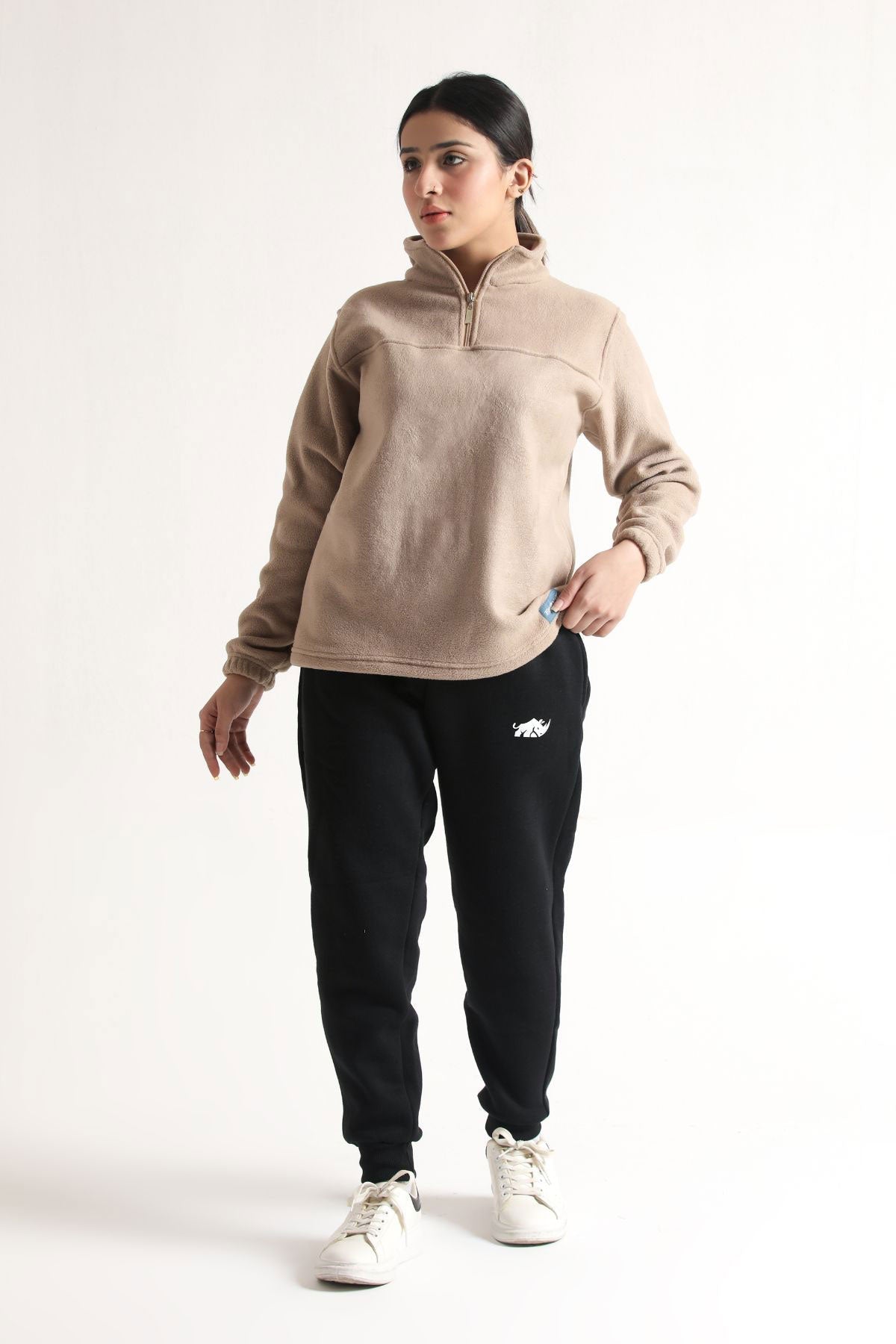 SCULPT QUARTER ZIP CLOUD JACKET - BEIGE - Luna Active Fit
