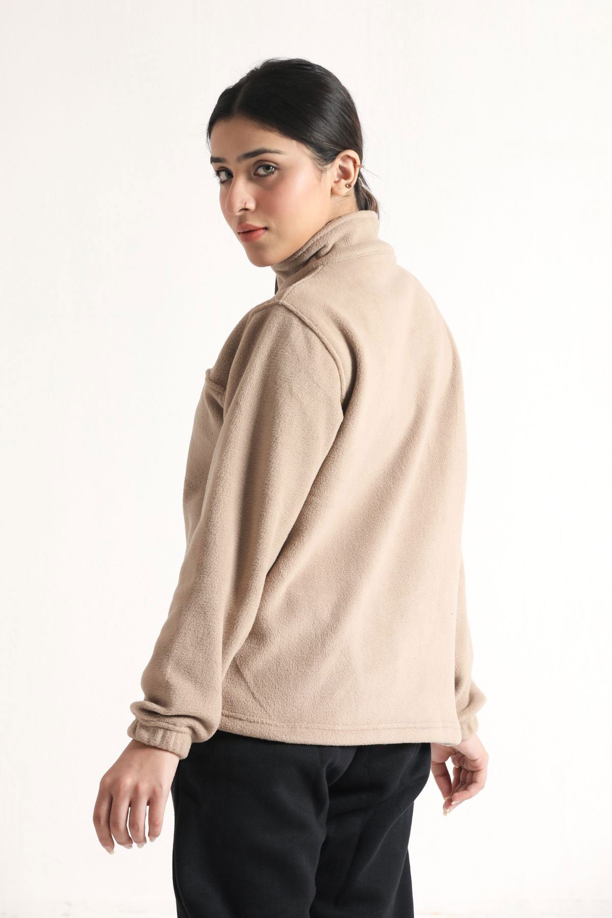 SCULPT QUARTER ZIP CLOUD JACKET- BEIGE